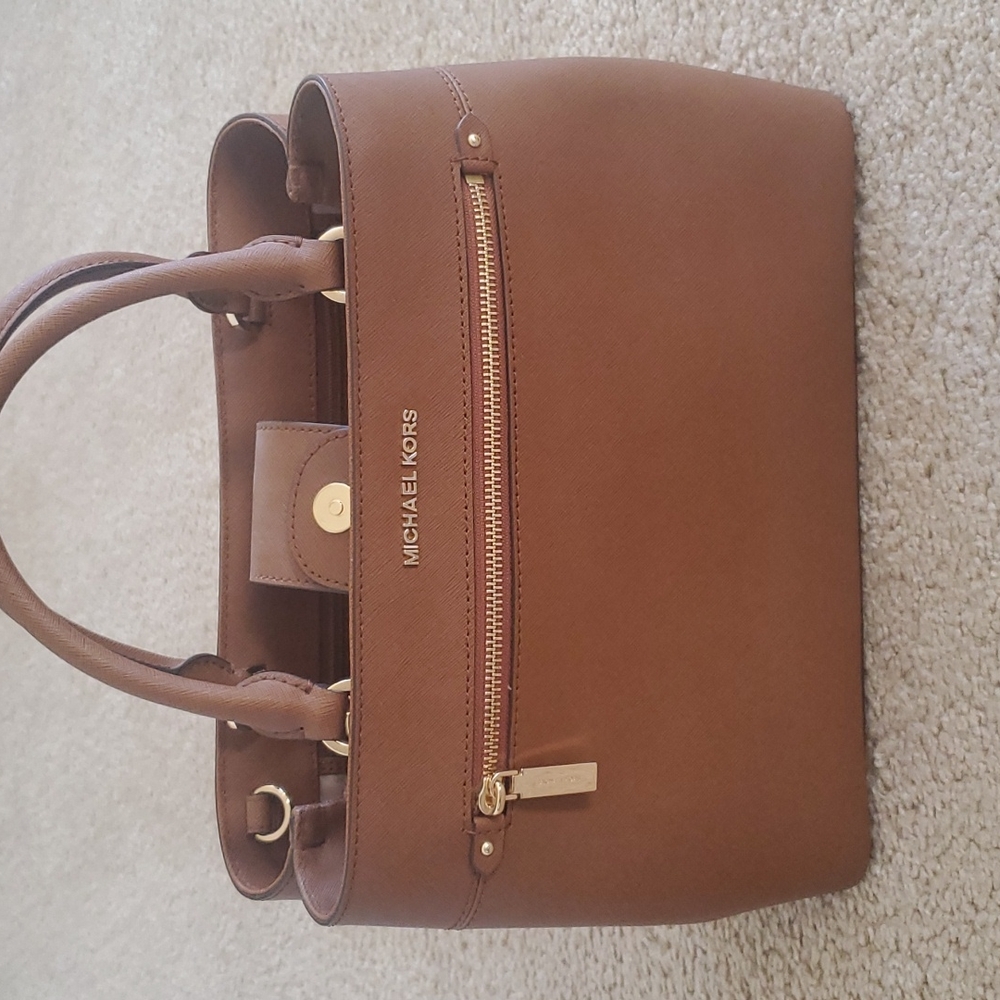 NWOT Michael Kors leather satchel.
